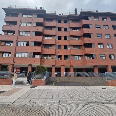 Piso Zona Hospital 6 Personas Lejlighed Oviedo Eksteriør billede
